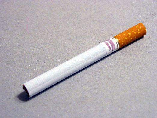 Čo sú cigarety vyrobené?